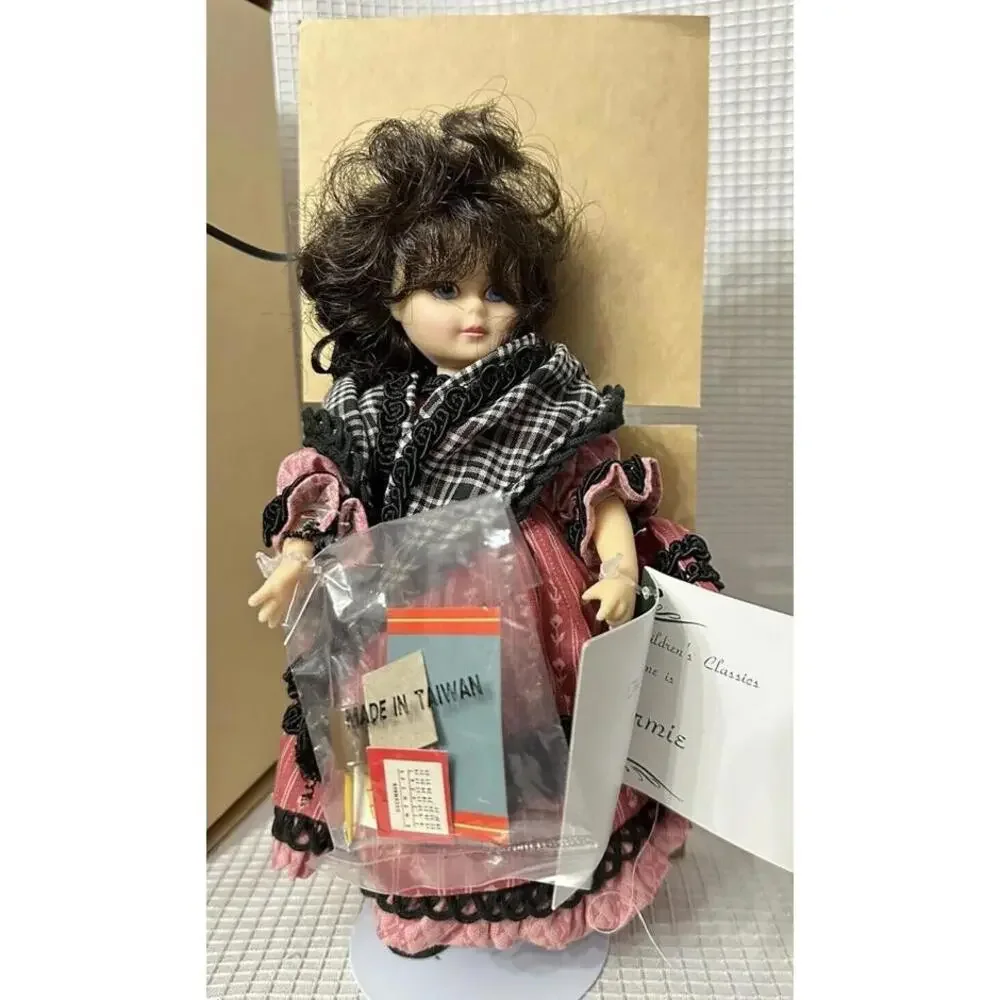 NIB‎ Vintage Marmie Pittsburgh Originals International Chris Miller Doll 1996